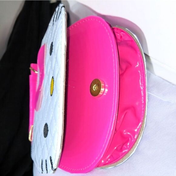 Hello Kitty White Patent Argyle Crossbody Purse Embroidered Sanrio Shoulder Bag - Picture 5 of 7